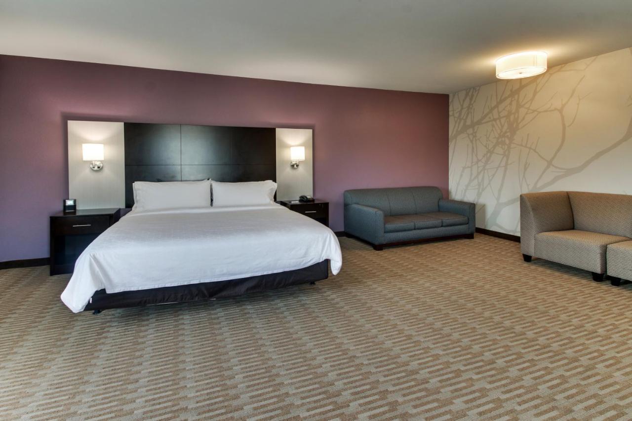 Holiday Inn Express & Suites Cheektowaga North East By Ihg Bagian luar foto