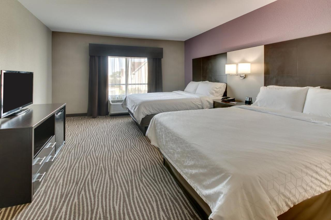 Holiday Inn Express & Suites Cheektowaga North East By Ihg Bagian luar foto