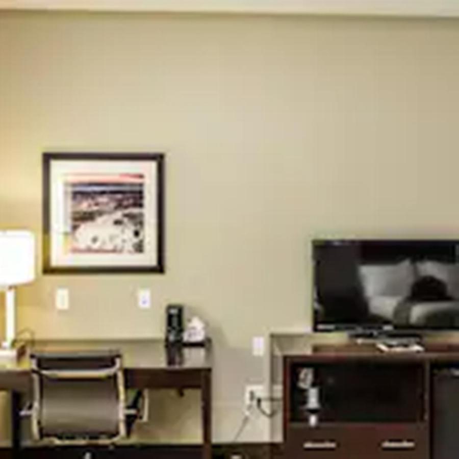 Holiday Inn Express & Suites Cheektowaga North East By Ihg Bagian luar foto