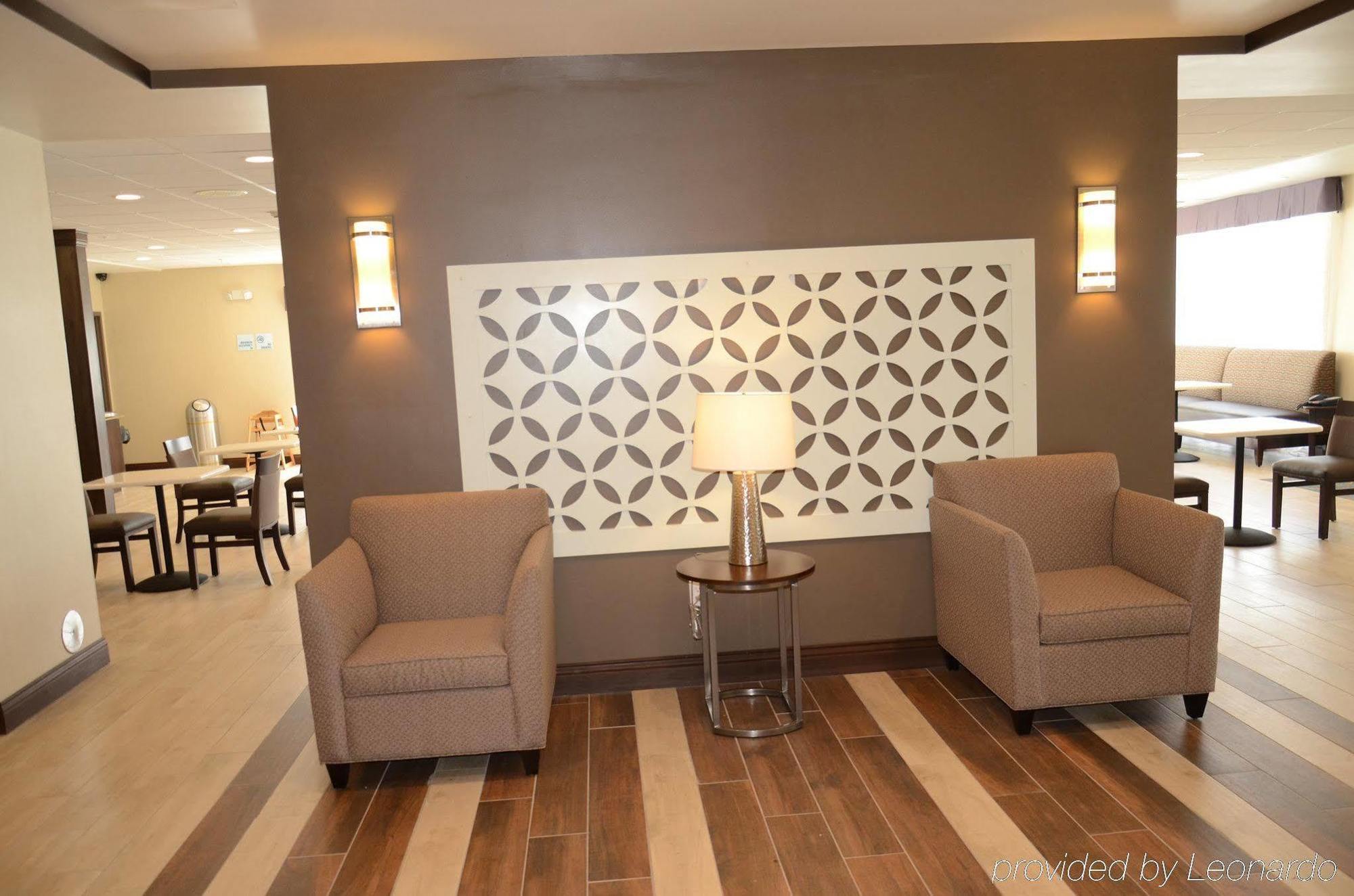 Holiday Inn Express & Suites Cheektowaga North East By Ihg Bagian luar foto