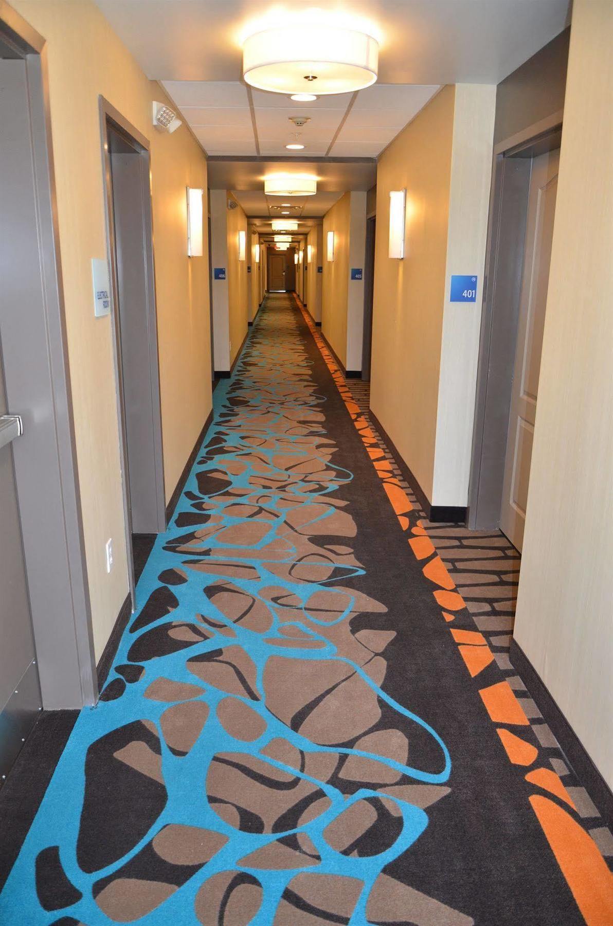 Holiday Inn Express & Suites Cheektowaga North East By Ihg Bagian luar foto